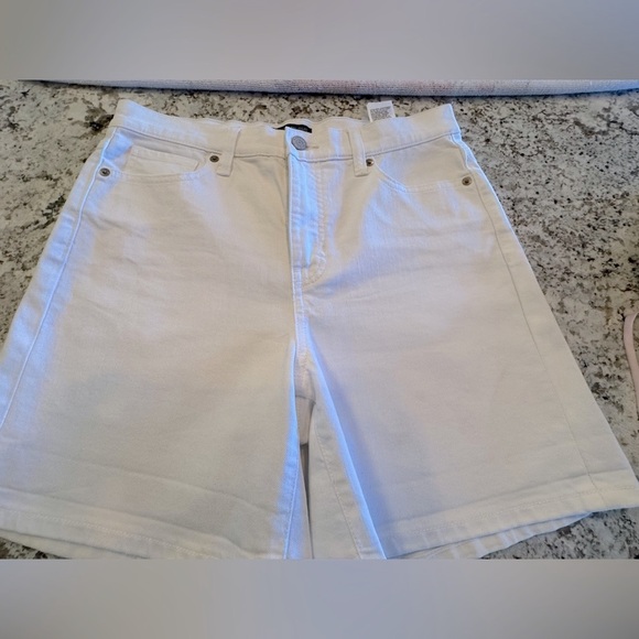 Banana Republic White High Waist Shorts - Picture 8 of 8